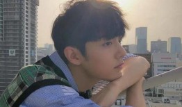 肖战最新有网友爆料,肖战新恋情曝光？网友爆料引发热议